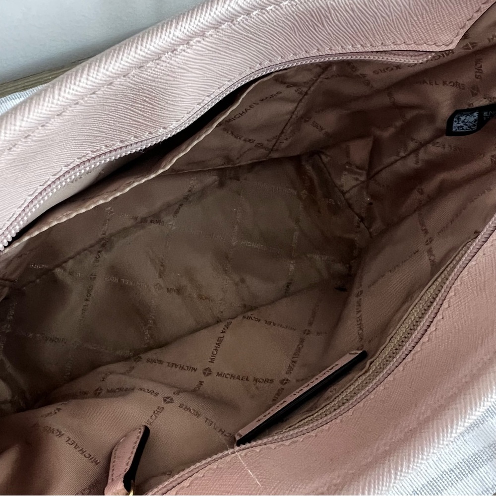 Michael Kors Jet Set Women's Travel Purse Bag #260130 - Picture 8 of 12